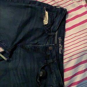 WOMEN’S JEANS WITH ACTUAL REAL POCKETS.